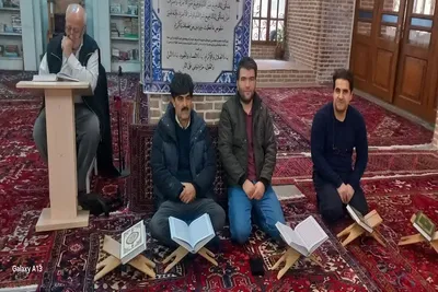 جلسه تخصصی قرائت قرآن در مسجد استاد و شاگرد تبریز