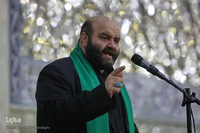 غبارروبی مضجع شریف حضرت معصومه(س) با حضور خبرنگاران