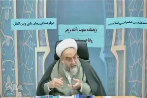 حرکت در خط مهدویت از رسالت‌های مؤمنان در عصر غیبت است