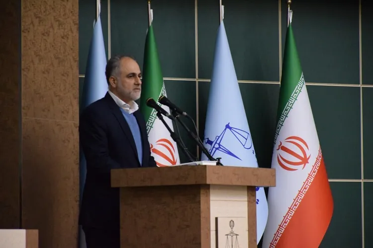 فساد در جامعه ناامیدی و عدم رضایت ایجاد می‌کند
