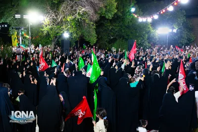 مراسم بزرگداشت چهلم خاکسپاری قائد شهید امت در اصفهان
