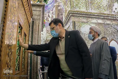 زیارت حرم حضرت شاهچراغ(ع) توسط امیرحسین قاضی زاده هاشمی، رئیس بنیاد شهید و امور ایثارگران 