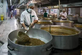 خوان هشتم در مهمان‌سرای حضرت
