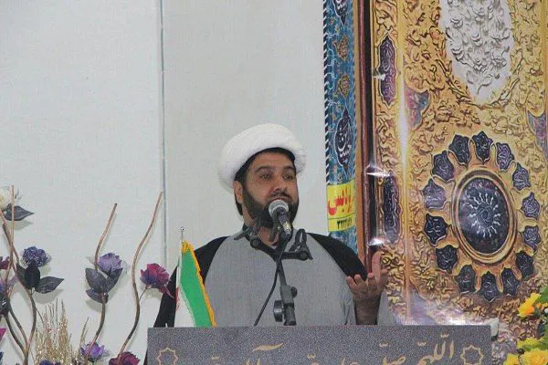 ضرورت حفظ وحدت در تمامی عرصه‌ها