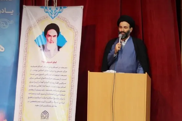 امامت نسخه نجات‌بخش بشریت است