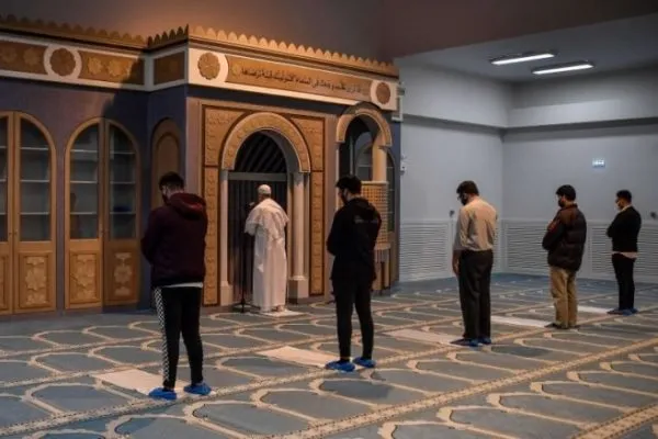 پژوهش انگلیسی: دین خط قرمز بسیاری از مسلمانان است