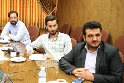 جلسه هم اندیشی داوران مسابقات اوقاف استان با مجیدی مهر، رییس مرکز امور قرآنی سازمان اوقاف