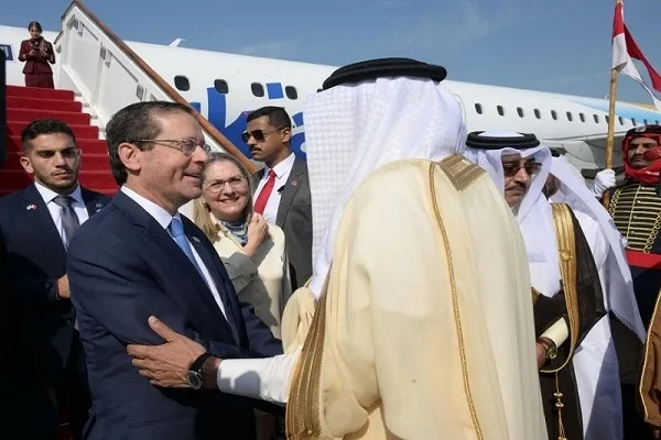 الإسفين الأخير في نعش النظام البحريني