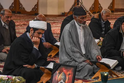 جزءخوانی قرآن در حرم مطهر شاهچراغ(ع)