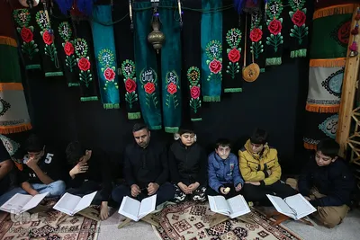 محفل با شکوه انس با قرآن‌کریم در تکیه‌گاه لثارات الحسین (ع) خانی‌آباد نو