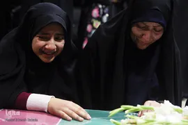 وداع با پیکر شهید مدافع حرم حمزه کاظمی