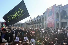 راهپيمايي سوگواران سردار دل‌ها در شيراز