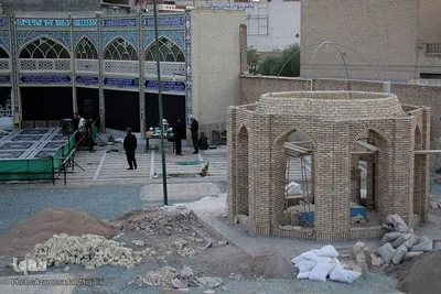 آرامگاه مرحوم آذریزدی پدر ادبیات کودک و نوجوان ایران در یزد