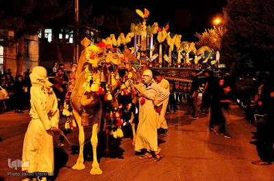آيين سنتی "شام غريبان اسراي دشت کربلا" در کاشمر
