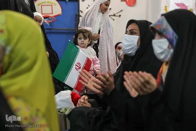 جشن «دختران انقلاب» به‎‌مناسبت آغاز دهه‌ی پرفروغ فجر انقلاب اسلامی