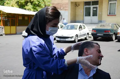 مراسم تحویل صندوق های رای گیری به شعبات اخذ رای و تست کرونا از عوامل برگزاری انتخابات