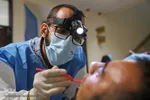 ارائه خدمت رایگان پزشکی در حاشیه شهر مشهد
