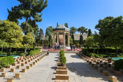 رزمایش کمک مومنانه در جوار حافظیه شیراز