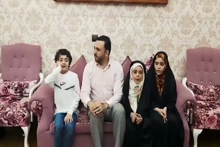 فیلم | همخوانی تماشایی فرزندان مجری شبکه قرآن