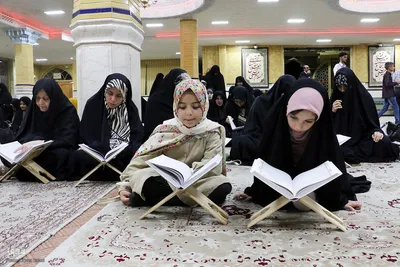 محفل بزرگ انس با قرآن در حسینیه اعظم زنجان