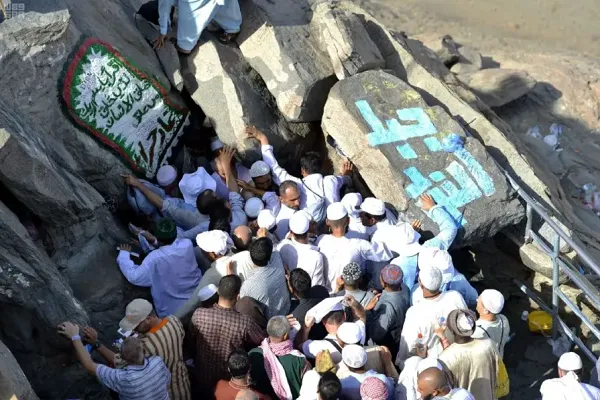 تنفيذ مشروع تلفريك لغار حراء بجبل النور