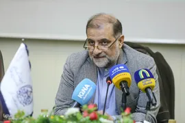 نشست هم‌اندیشی اعضای ستاد راهبری حفظ قرآن با استادان دانشگاهی
