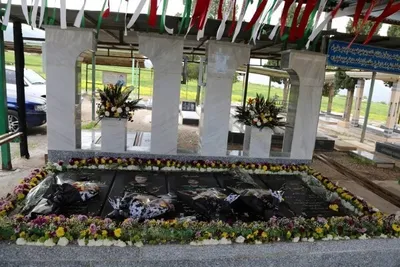 دیدار خانواده شهید سرافراز وطن، «مهدی بازگیر» رفت