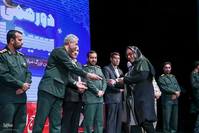 دورهمی خانوادگی بسیجیان شیراز