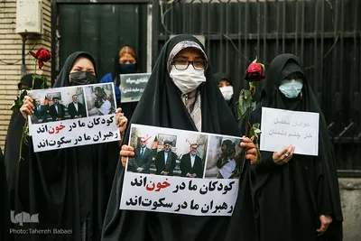 Studenten verurteilen Terroranschlag auf Mädchenschule in Kabul