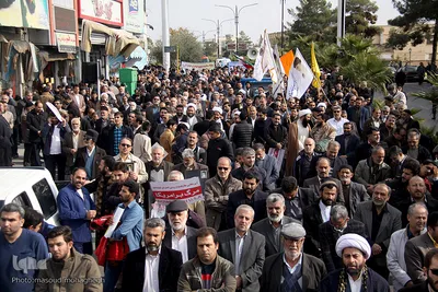 راهپیمایی مردم سمنان در حمایت از اقتدار و امنیت کشور