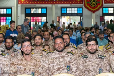 آیین عطرافشانی و گلباران مزار مطهر شهدا در اصفهان