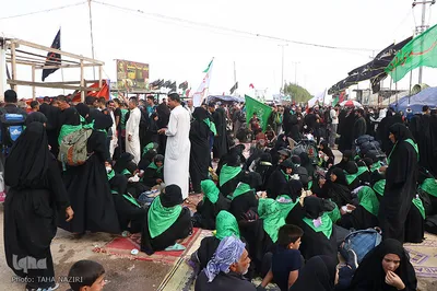 راهپیمایی اربعین حسینی(ع) در جاده نجف-کربلا/عکاس:طاها نظیری