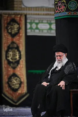 آخرین شب عزاداری حضرت اباعبدالله الحسین(ع) در حسینیه امام خمینی(ره) با حضور رهبر معظم انقلاب اسلامی