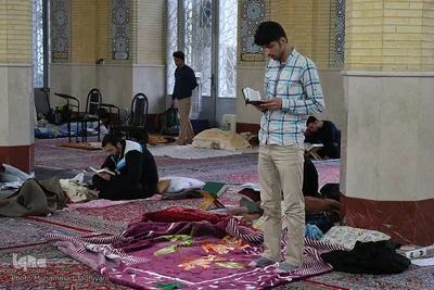 آیین معنوی اعتکاف در مصلی کرج