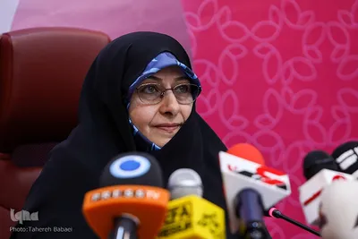 نشست خبری هفته زن