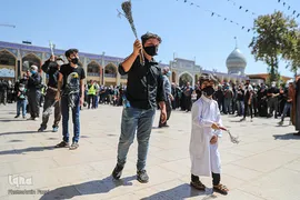 عزاداری ظهر عاشورا در حرم شاهچراغ(ع)