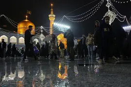 حرم مطهر رضوی در شب نیمه شعبان