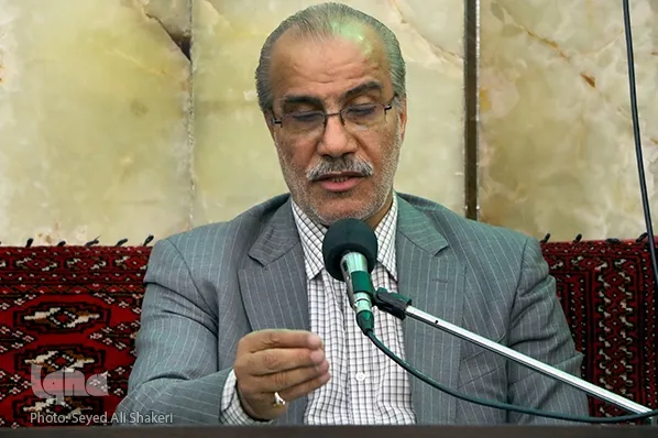 خانواده نیازمند آموزش برای تربیت دینی/ دولت یارانه فرهنگی به خانواده دهد