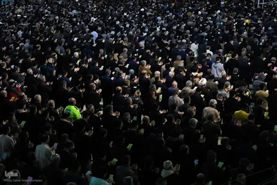 اقامه نماز عید فطر در مصلای اصفهان