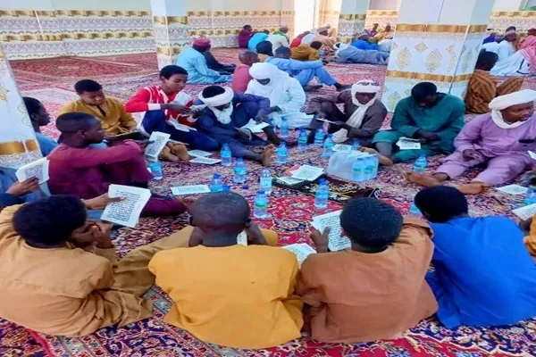 Prières à travers le Niger pour la stabilité