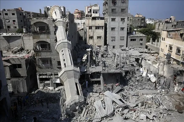 Soldados israelenses profanam cópias do Alcorão em mesquita de Gaza: Relatório