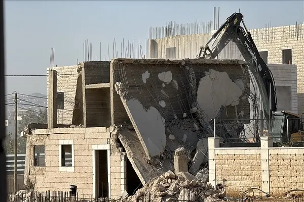Nearly 100 Palestinians Displaced As Israel Demolishes Al-Quds Apartment Block
