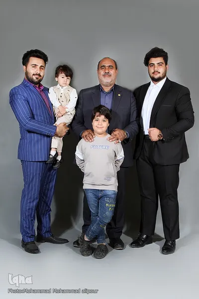 دارالقرآن هفته‌ای دو سه شب، جلسه قرآنی برگزار می‌کند و فرزندان آقای سودانی حس خوبی از خدمت به قرآن دارند. فرزند بزرگتر می‌گوید کلمه‌ای نیست که بتوانم پدرم را با آن توصیف کنم. آرزو می‌کنم خواسته‌ای در دل پدرم نباشد که برآورده نشود. 