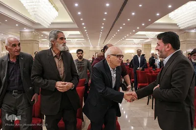 دیدار استاندار با جمعی از هنرمندان استان یزد‎‎