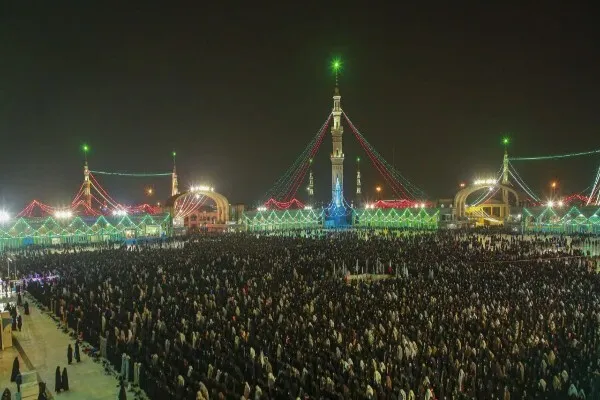 برنامه‌های شب نیمه شعبان مسجد مقدس جمکران آغاز شد
