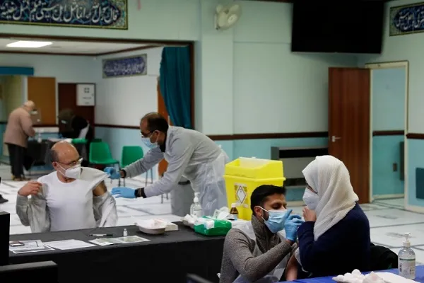 برنامه دولت انگلیس برای واکسیناسیون مسلمانان در شب‌های رمضان