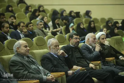 دهمین همایش پیشگامان پیشرفت