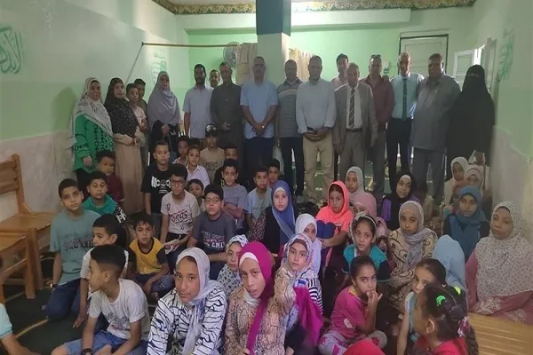 Mısır’da Hristiyan Müdür tarafından Kur’an hafızları onurlandırıldı