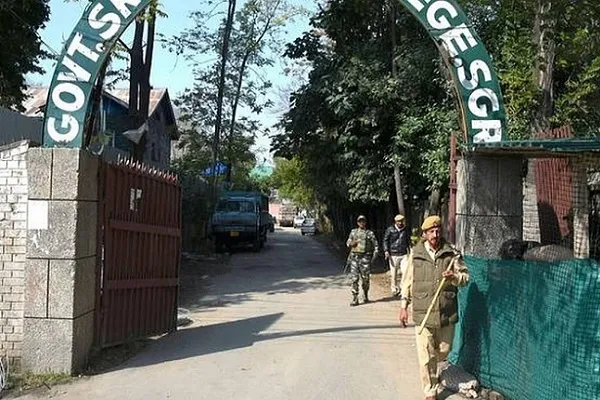 Jammu ve Keşmir'in Müslüman kimliği ciddi tehdit altında