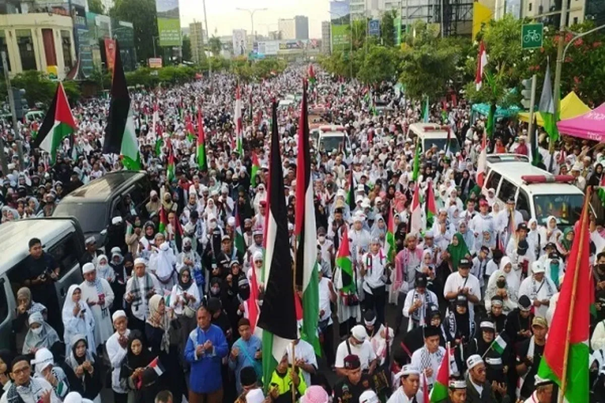 Jutaan Masyarakat Indonesia Demo Kejahatan Rezim Zionis